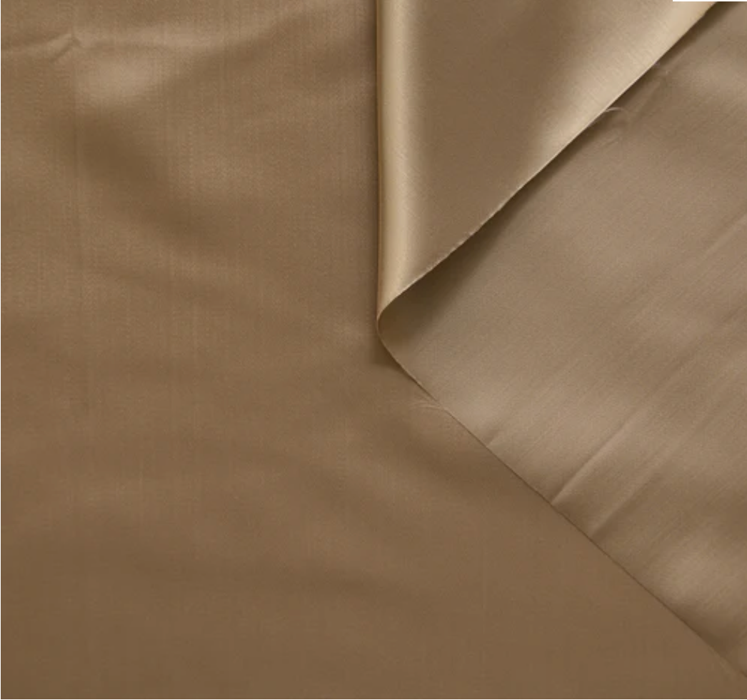 Le Cupro : Le secret de la "Soie Végétale" pour votre garde-robe sur mesure